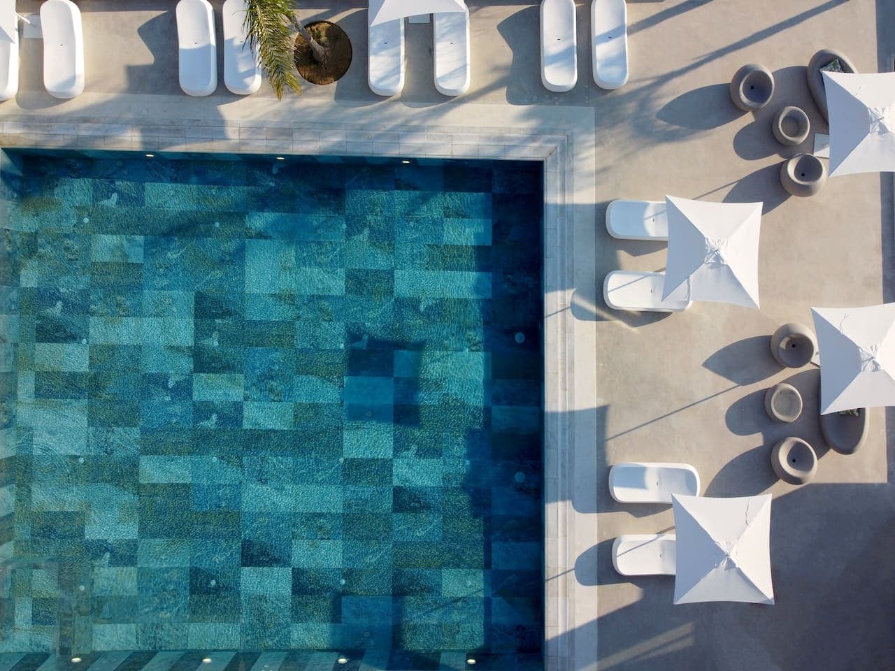 Pool — Day